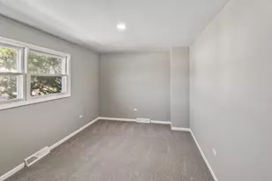 6151 Victoria Dr, Oak Forest, IL 60452 - Photo 13
