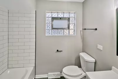 7704 McVicker Avenue, Burbank, IL 60459 - Photo 15