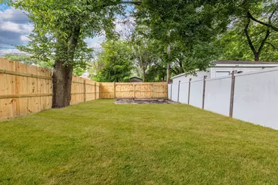 6438 S Hoyne Avenue, Chicago, IL 60636 - Photo 23