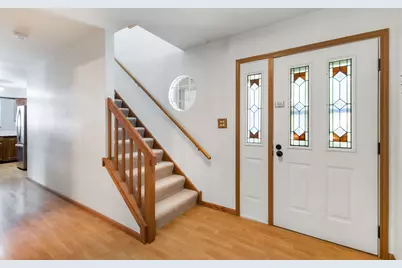 1615 Estate Circle, Naperville, IL 60565 - Photo 3