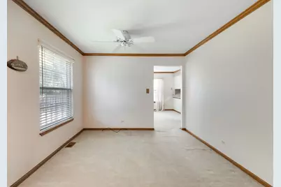 1615 Estate Circle, Naperville, IL 60565 - Photo 7