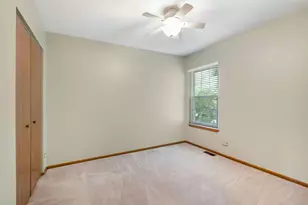 1615 Estate Cir, Naperville, IL 60565 - Photo 17