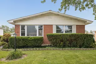 198 W Normandy Dr, Chicago Heights, IL 60411 - Photo 1