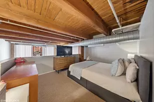 1727 S Indiana Ave, Chicago, IL 60616 - Photo 9