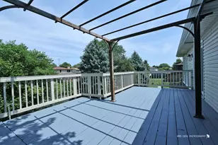 1000 E Ardyce Ln, Mount Prospect, IL 60056 - Photo 19