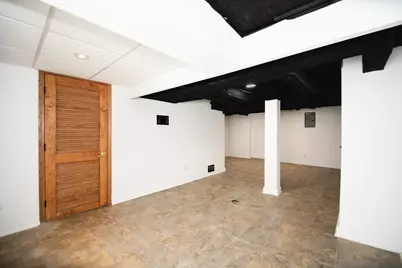 8013 S Harper Avenue, Chicago, IL 60619 - Photo 27
