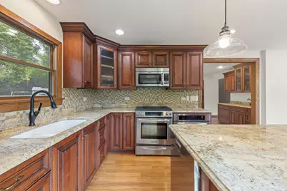 8 Keystone Court, Bolingbrook, IL 60440 - Photo 7