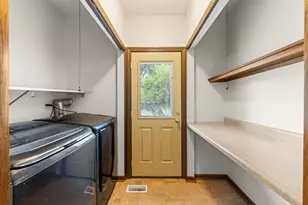 8 Keystone Ct, Bolingbrook, IL 60440 - Photo 13