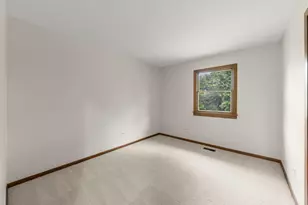 8 Keystone Ct, Bolingbrook, IL 60440 - Photo 19