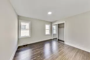 4821 Crain St, Skokie, IL 60077 - Photo 7