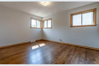 914 S Arlington Heights Road, Arlington Heights, IL 60005 - Photo 17