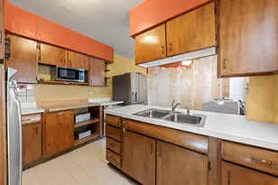 2353 Hainsworth Ave, North Riverside, IL 60546 - Photo 7