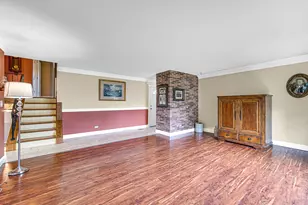 7515 Northway Dr, Hanover Park, IL 60133 - Photo 7