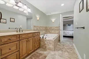 7919 E 1425 North Road N, Bloomington, IL 61705 - Photo 9