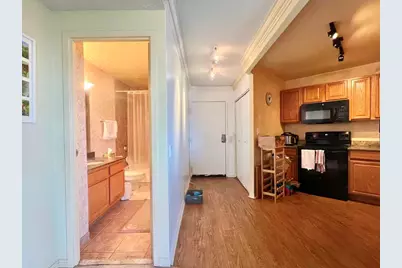 5320 N Sheridan Road #2203, Chicago, IL 60640 - Photo 5