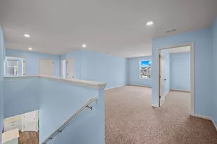 759 Kentshire Cir, Elgin, IL 60124 - Photo 17