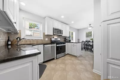 9905 S Maplewood Avenue, Chicago, IL 60655 - Photo 7