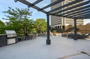 5415 N Sheridan Rd, Chicago, IL 60640 - Photo 17