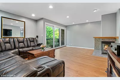1330 N La Salle Drive #306, Chicago, IL 60610 - Photo 3
