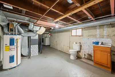 725 N 11th Street, Dekalb, IL 60115 - Photo 19