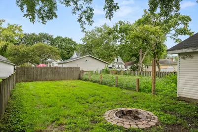 725 N 11th Street, Dekalb, IL 60115 - Photo 23