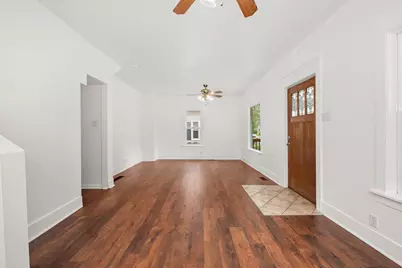 725 N 11th Street, Dekalb, IL 60115 - Photo 5