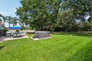 841 Bloomingdale Rd, Glen Ellyn, IL 60137 - Photo 27