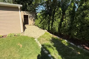 229 Fuller Rd, Hinsdale, IL 60521 - Photo 27