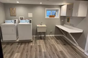 5430 W Berteau Ave, Chicago, IL 60641 - Photo 7