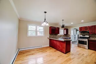 202 N Madison St, Watseka, IL 60970 - Photo 21