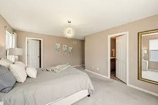 322 Longview Dr, Elgin, IL 60124 - Photo 19