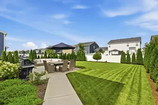 322 Longview Dr, Elgin, IL 60124 - Photo 33