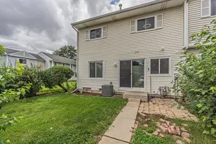 414 Gainsborough Ct, Bolingbrook, IL 60440 - Photo 17