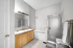 2451 Stonegate Rd, Algonquin, IL 60102 - Photo 17