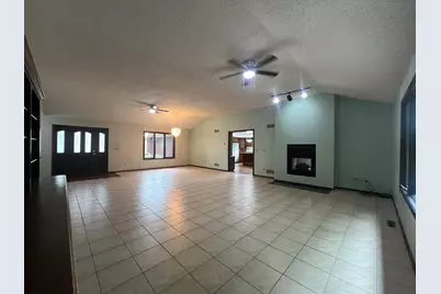 24535 W Woodridge Way, Joliet, IL 60404 - Photo 9