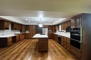 24535 W Woodridge Way, Joliet, IL 60404 - Photo 17
