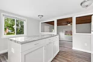 28324 S Fir Ln, Wilmington, IL 60481 - Photo 9
