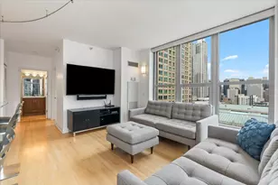 600 N Dearborn St, Chicago, IL 60654 - Photo 9