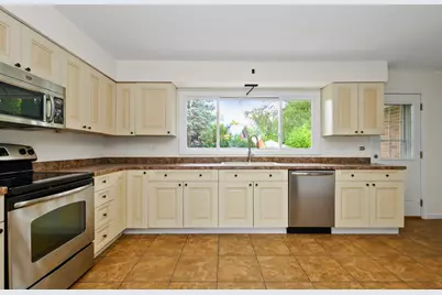 4915 Spring Road, Oak Lawn, IL 60453 - Photo 7