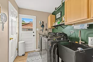 6855 W 113th St, Worth, IL 60482 - Photo 15