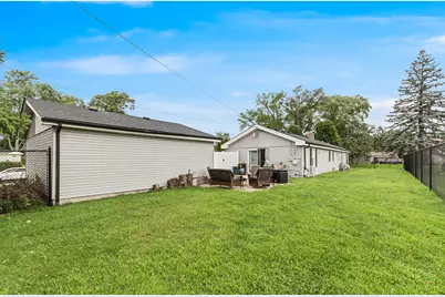 6855 W 113th Street, Worth, IL 60482 - Photo 17