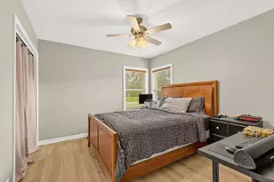 6855 W 113th St, Worth, IL 60482 - Photo 13