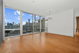 653 N Kingsbury St, Chicago, IL 60654 - Photo 3