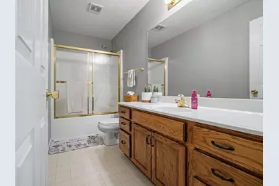 4 Everett Court #4, Bloomington, IL 61705 - Photo 17