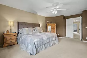 4 Everett Ct, Bloomington, IL 61705 - Photo 13