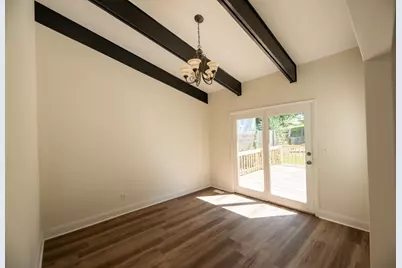 816 Jordan Place, Rockford, IL 61108 - Photo 7