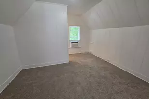 907 Retz Dr, Ottawa, IL 61350 - Photo 11