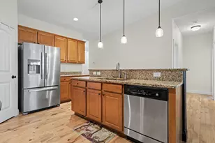 31 Yukon Cir, Bloomington, IL 61705 - Photo 11