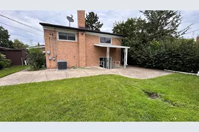 8501 W Normal Avenue, Niles, IL 60714 - Photo 17