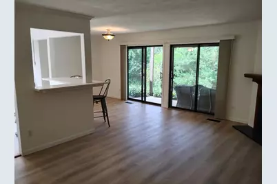 218 Brookside Lane #B, Willowbrook, IL 60527 - Photo 13